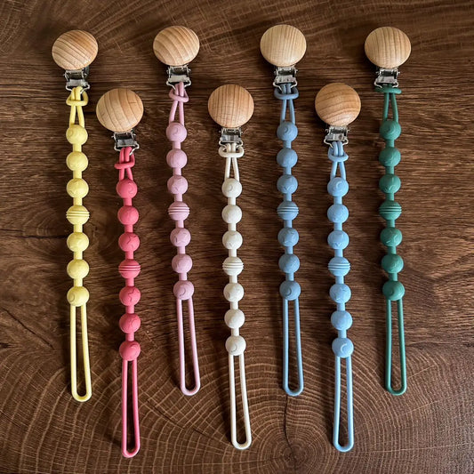 Attache tétine bébé bois et silicone